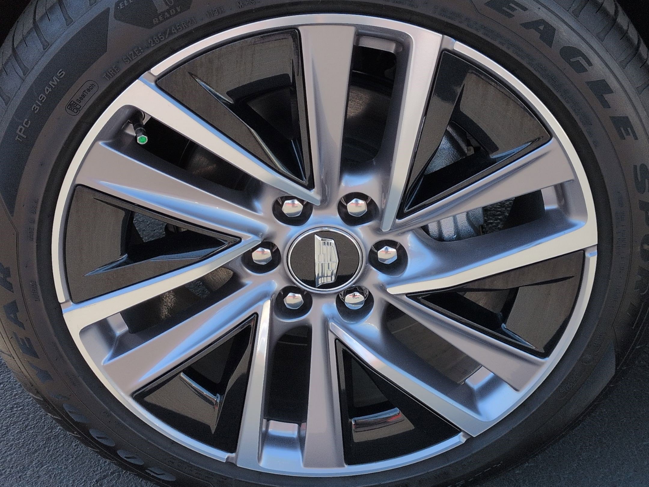 Used 2026 Cadillac Vistiq Sport AWD/4WD image 13