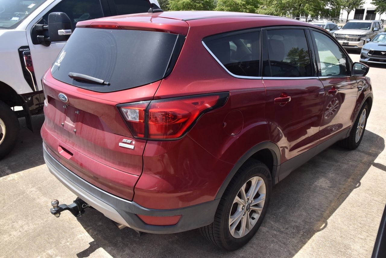 Used 2019 Ford Escape SE FWD image 6