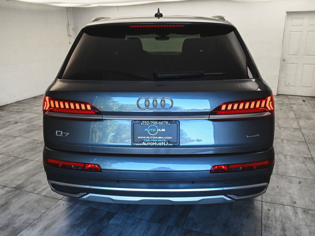 Used 2023 Audi Q7 2.0T Premium Plus w/ Premium Plus Package AWD/4WD image 5