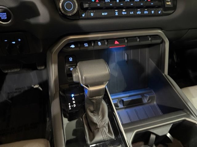Used 2023 Toyota Tundra Limited AWD/4WD image 32