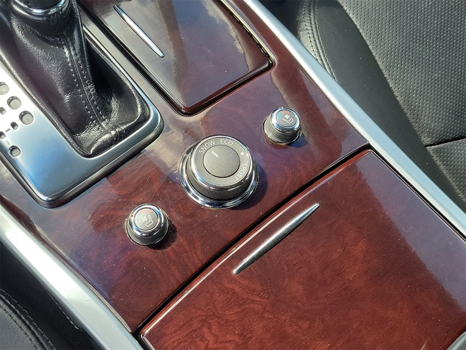 Used 2013 INFINITI M35 M35h w/ Premium Pkg image 28