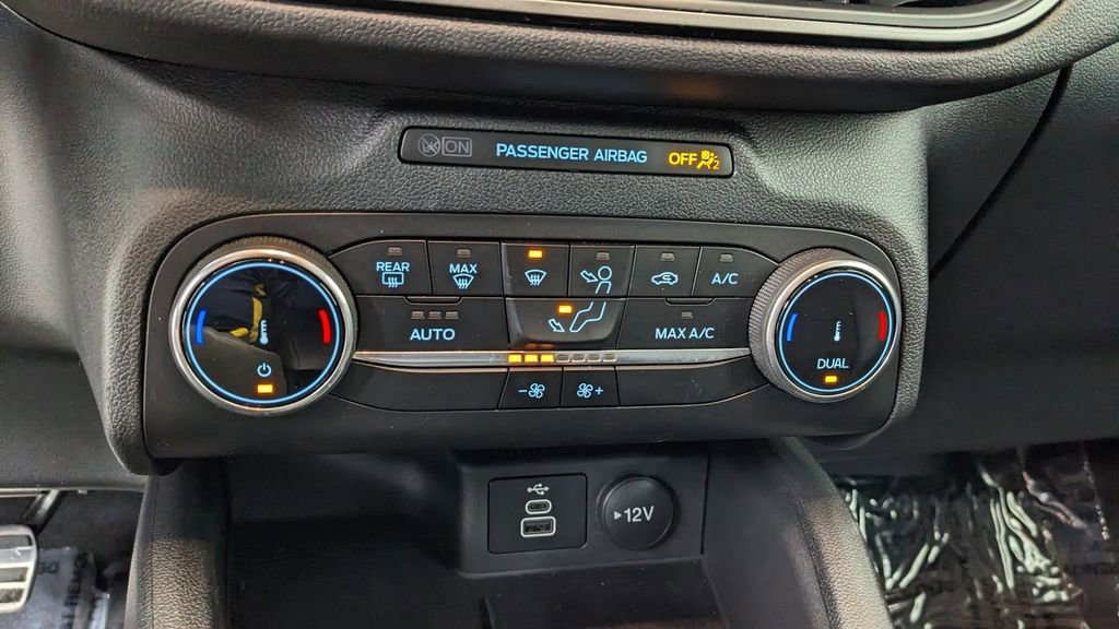 Certified 2024 Ford Escape ST-Line w/ Equipment Group 301A image 26