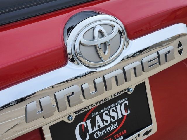 Used 2022 Toyota 4Runner Limited image 9