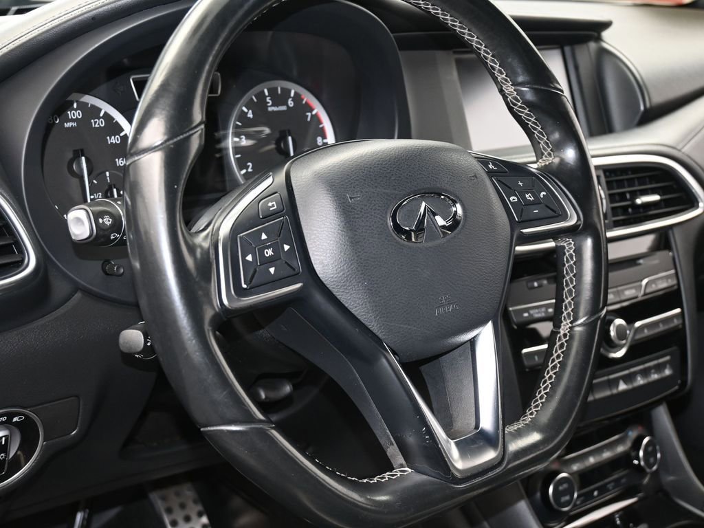 Used 2017 INFINITI QX30 Sport w/ Sport Leather Package image 14