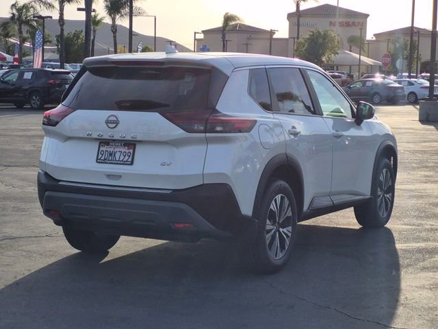 Used 2023 Nissan Rogue SV FWD image 5