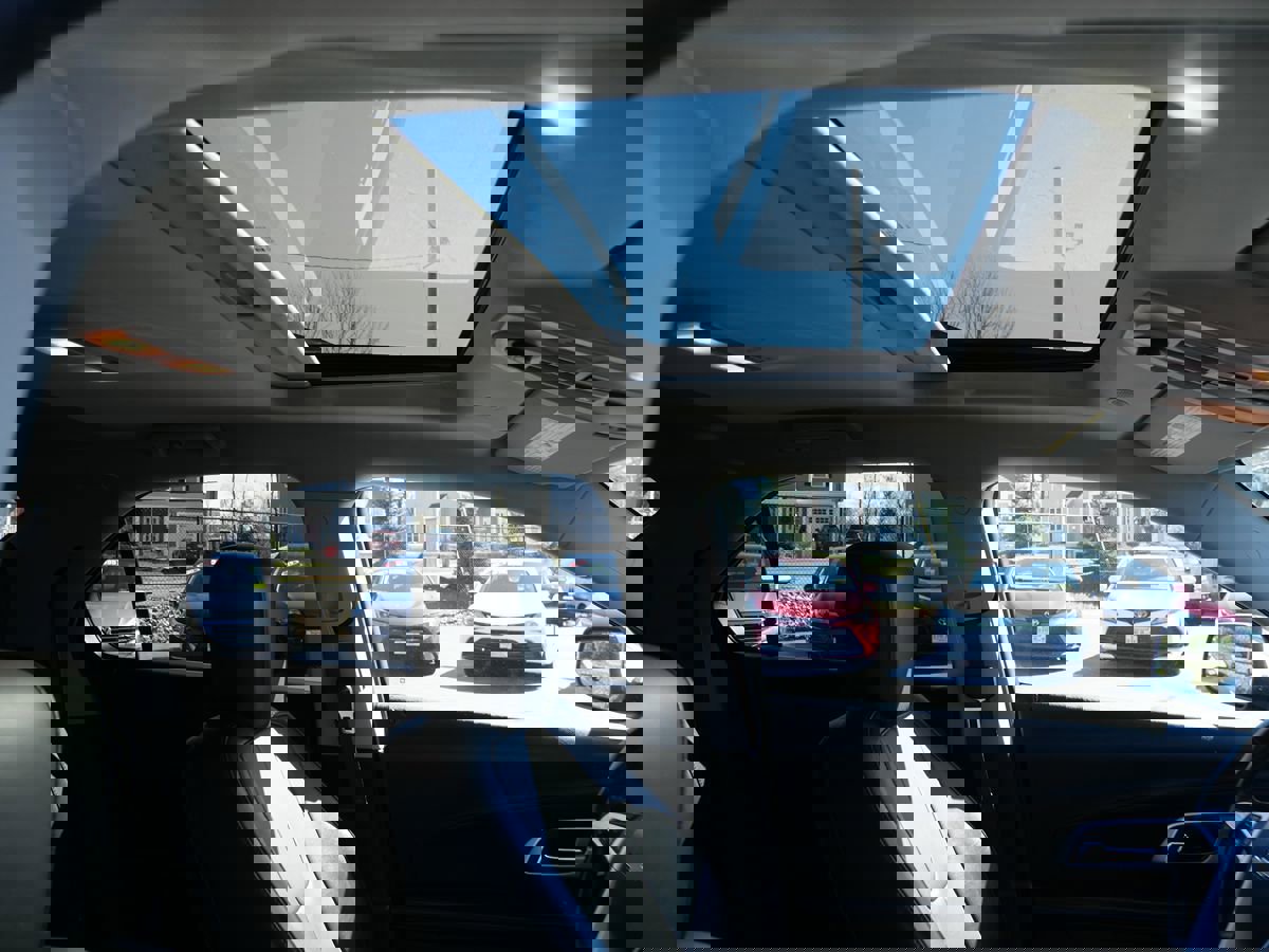 Used 2015 Chevrolet Equinox LTZ AWD/4WD image 28