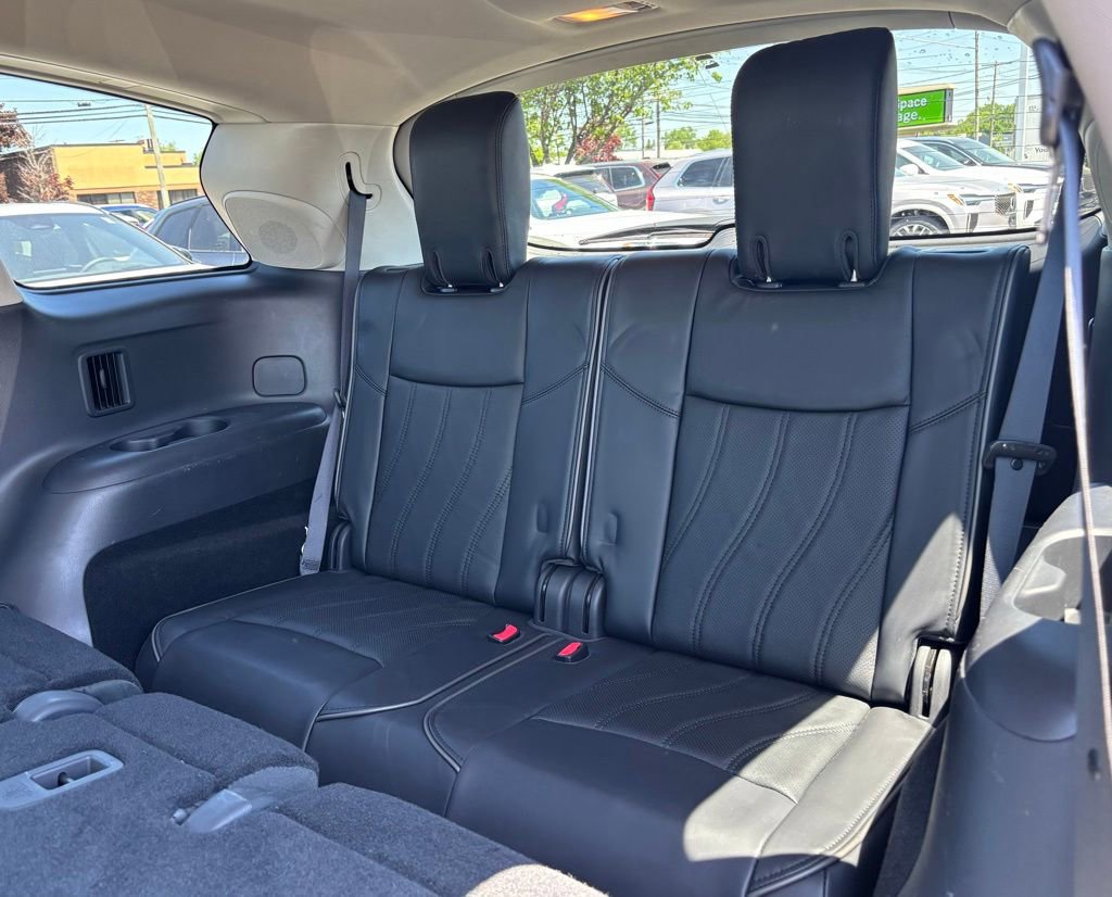 Used 2013 INFINITI JX35 AWD w/ Premium Pkg image 25