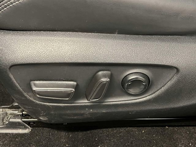 Used 2023 Toyota RAV4 XLE Premium AWD/4WD image 19