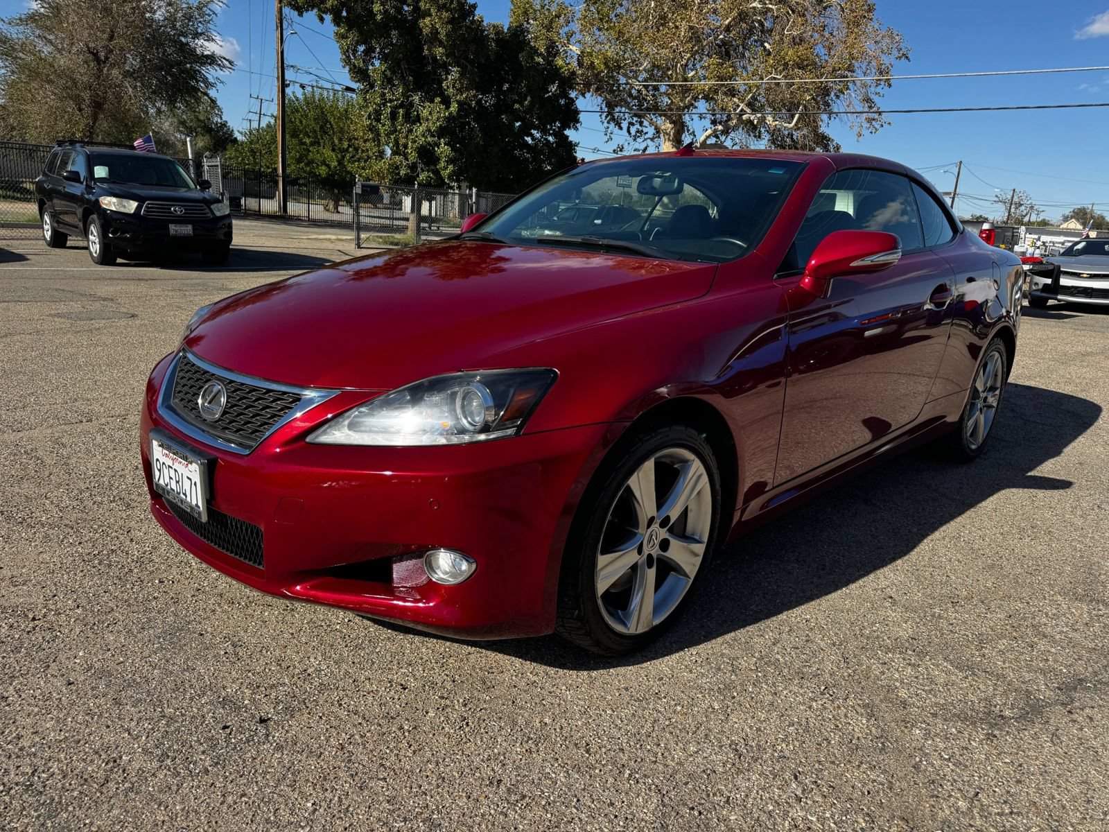 Used 2012 Lexus IS 350C w/ Luxury Pkg RWD image 1