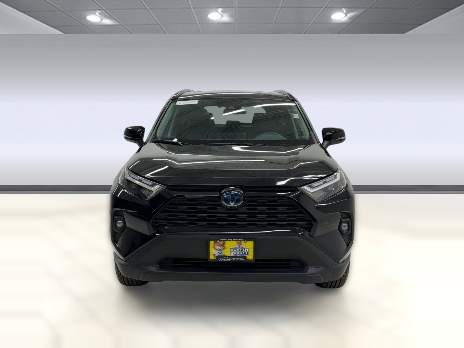 Used 2024 Toyota RAV4 XLE Premium w/ Weather Package image 5