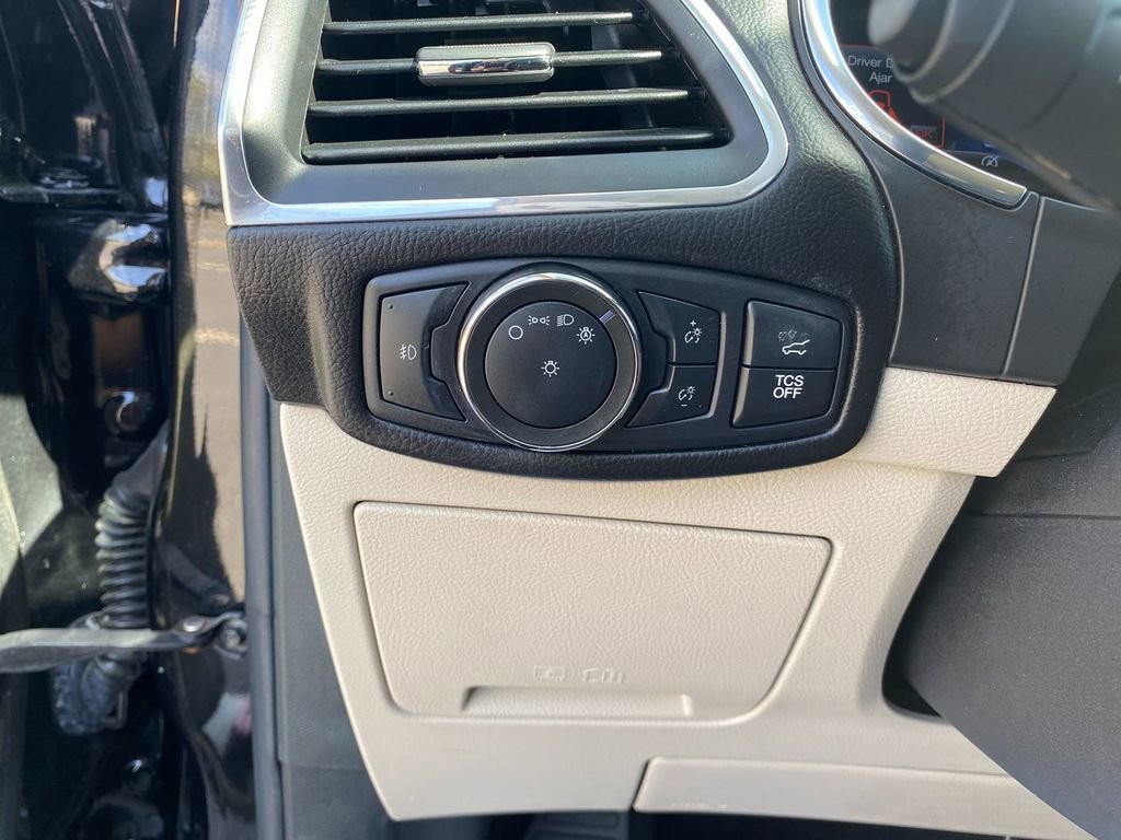 Used 2021 Ford Edge Titanium w/ Cargo Accessory Package image 14