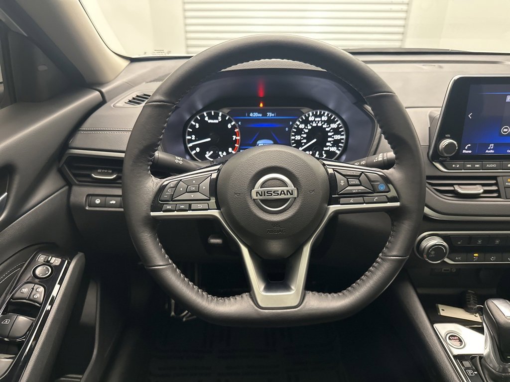 Used 2022 Nissan Altima 2.5 SV w/ SV Premium Package image 18