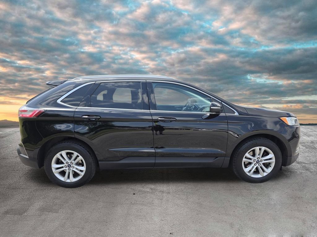 Used 2019 Ford Edge SEL w/ Equipment Group 201A AWD/4WD image 9