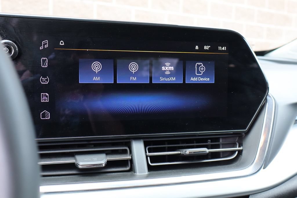 Used 2025 Chevrolet Trax LT w/ Driver Confidence Package FWD image 19
