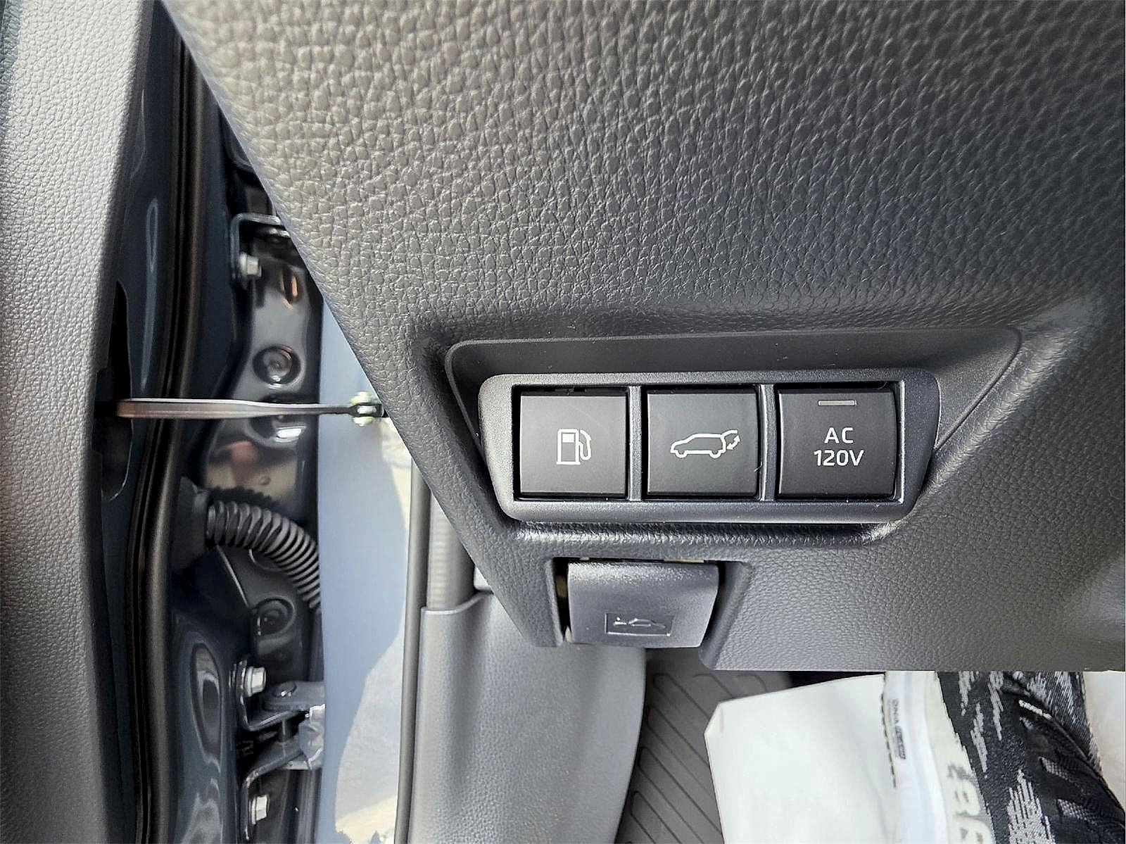 New 2026 Toyota Prius Plug-In Hybrid FWD image 28