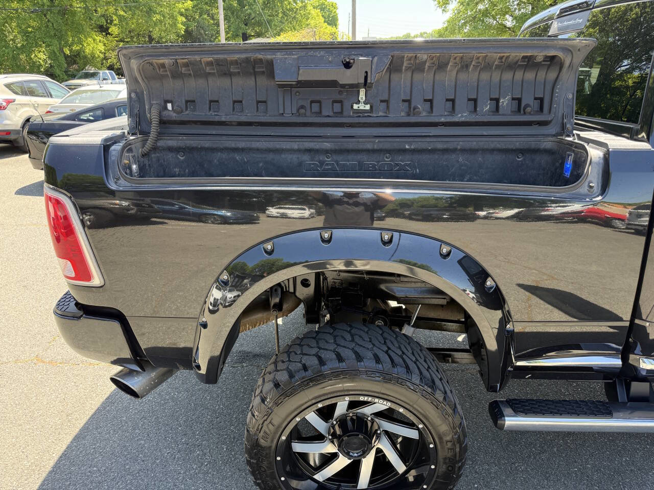 Used 2016 RAM 2500 Limited AWD/4WD image 14