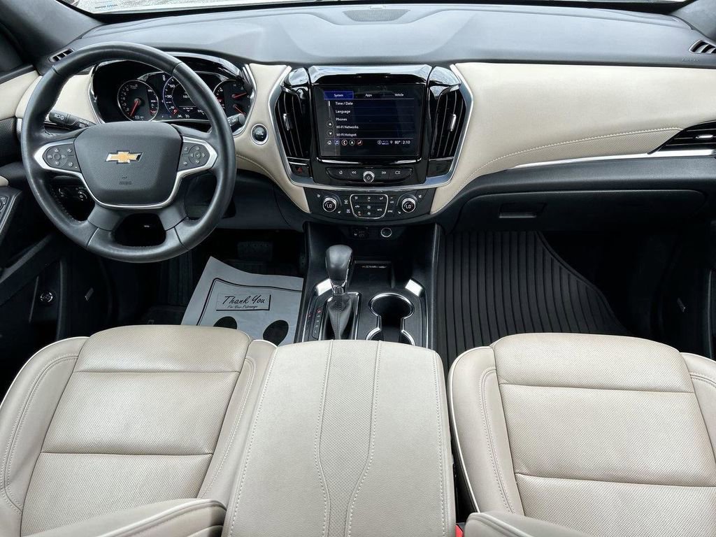 Used 2022 Chevrolet Traverse Premier image 18