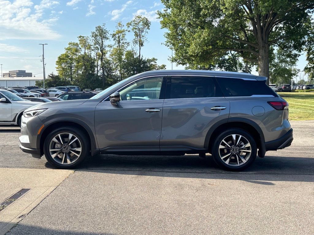 Used 2025 INFINITI QX60 Luxe w/ Cargo Package AWD/4WD image 8