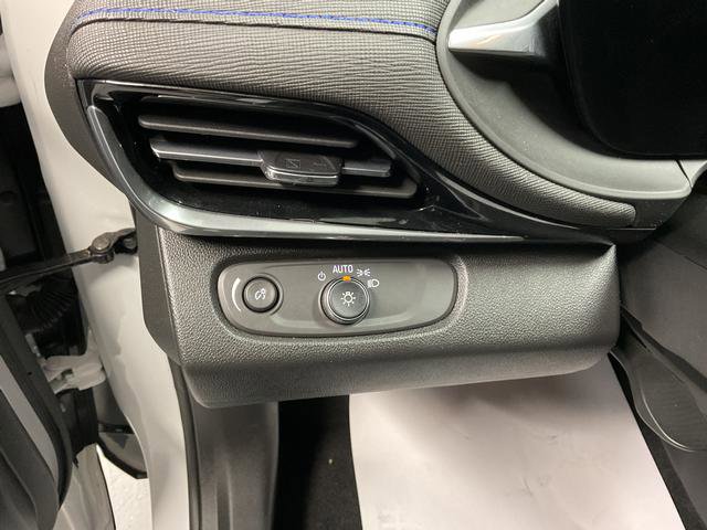 Used 2024 Buick Envista Sport Touring image 22