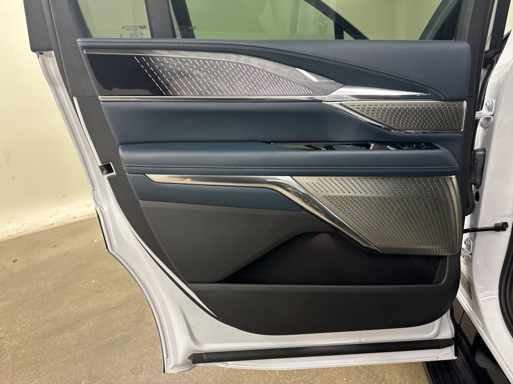 Certified 2026 Cadillac Escalade IQ Sport 2 w/ LPO, Premium Carpet Package AWD/4WD image 31