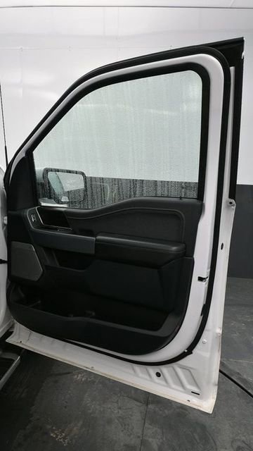 Used 2022 Ford F150 Lariat w/ Equipment Group 501A Mid AWD/4WD image 9