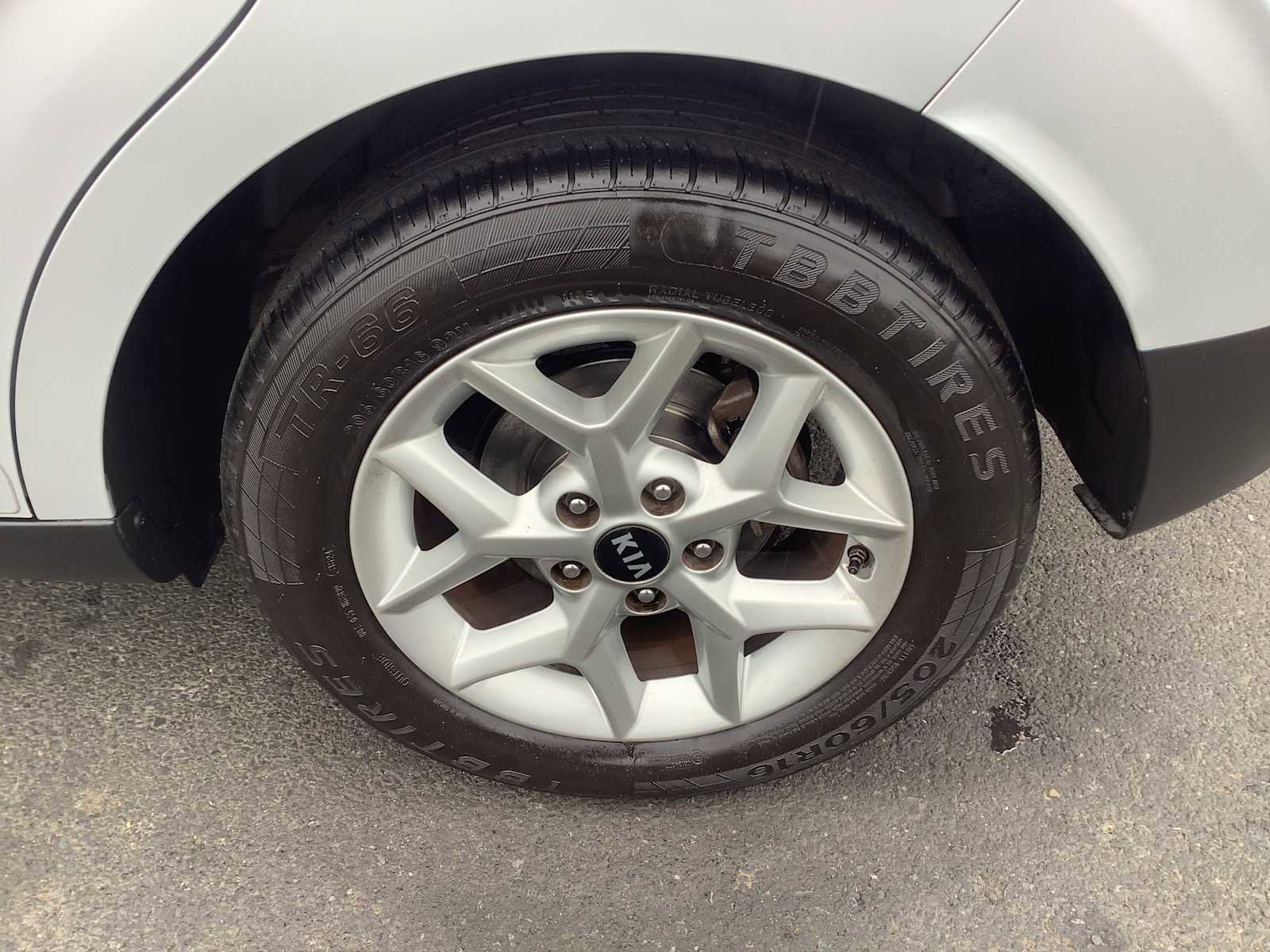 Used 2021 Kia Soul S FWD image 7
