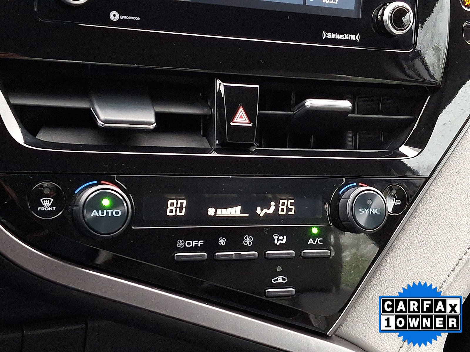 Used 2023 Toyota Camry SE image 29