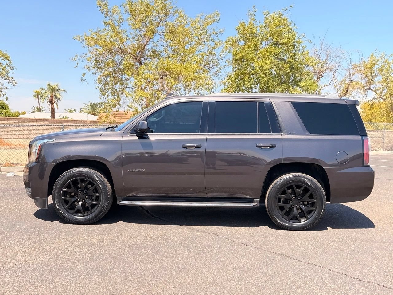Used 2016 GMC Yukon SLT w/ Open Road Package AWD/4WD image 3