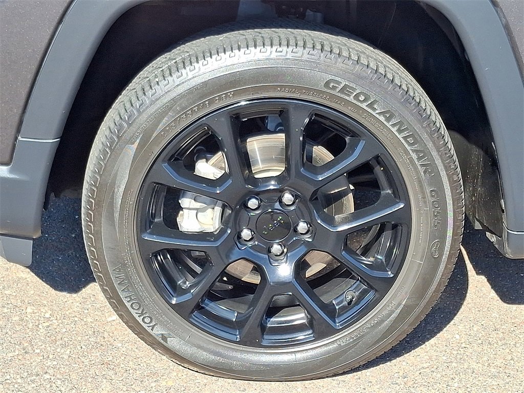 Certified 2022 Jeep Compass Altitude image 8