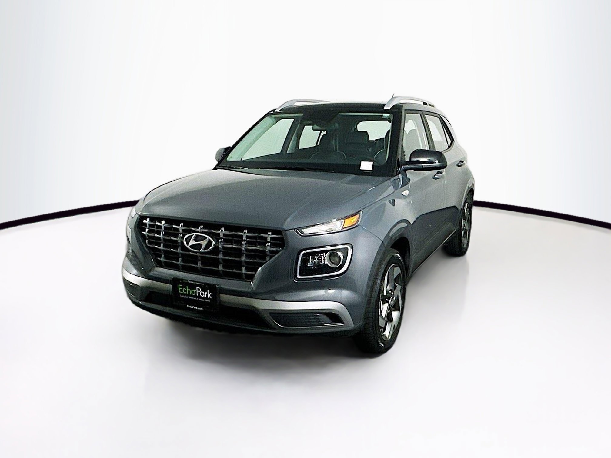 Used 2025 Hyundai Venue Limited image 3