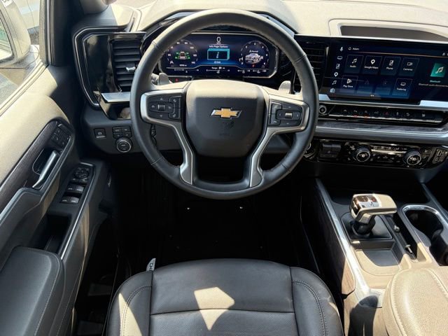 Used 2025 Chevrolet Silverado 1500 LTZ w/ Z71 Off-Road Package AWD/4WD image 34