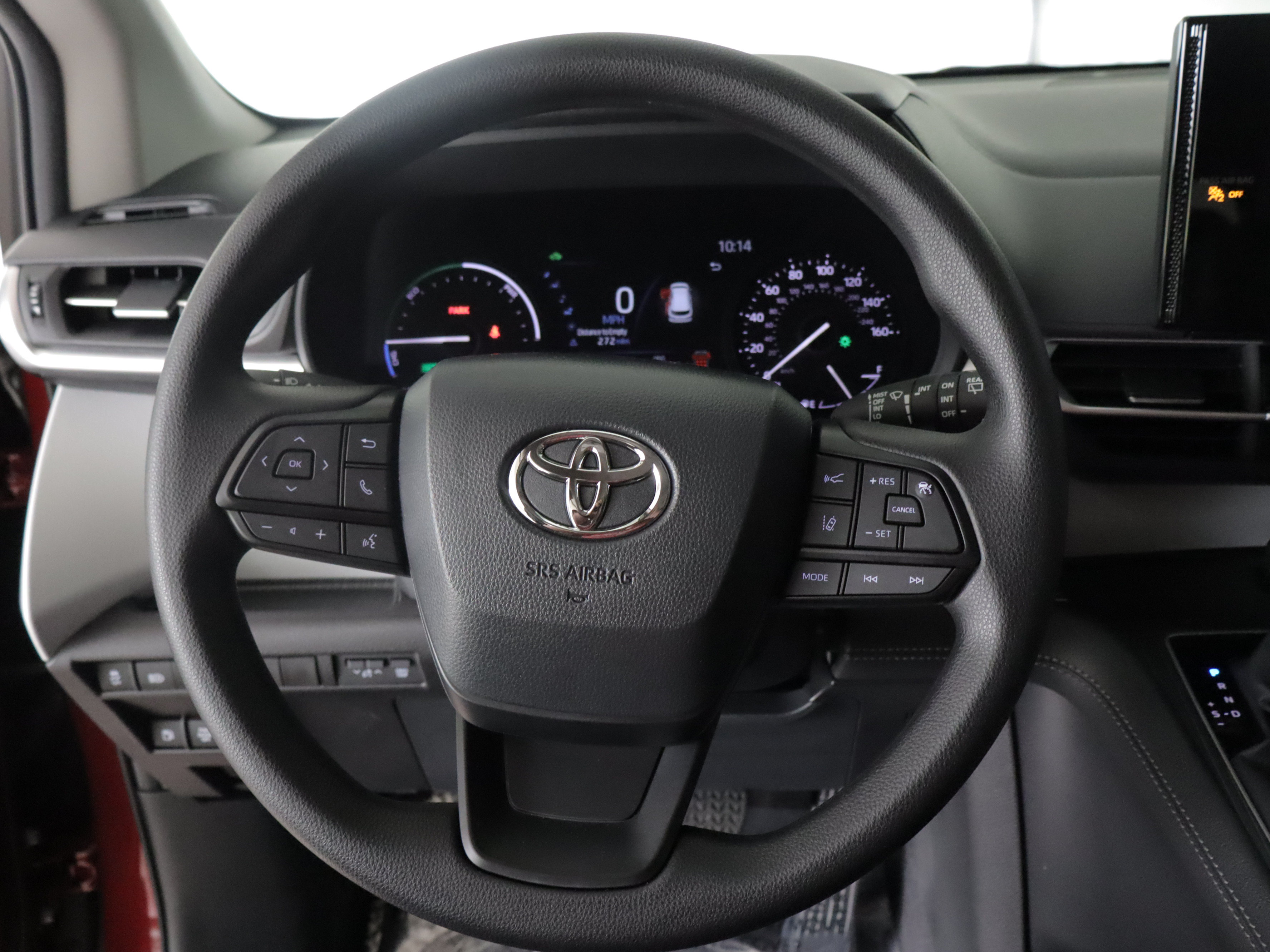 Used 2026 Toyota Sienna LE FWD image 13