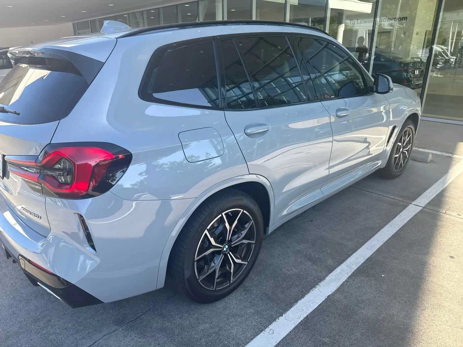 Used 2022 BMW X3 xDrive30i w/ M Sport Package 2 AWD/4WD image 3