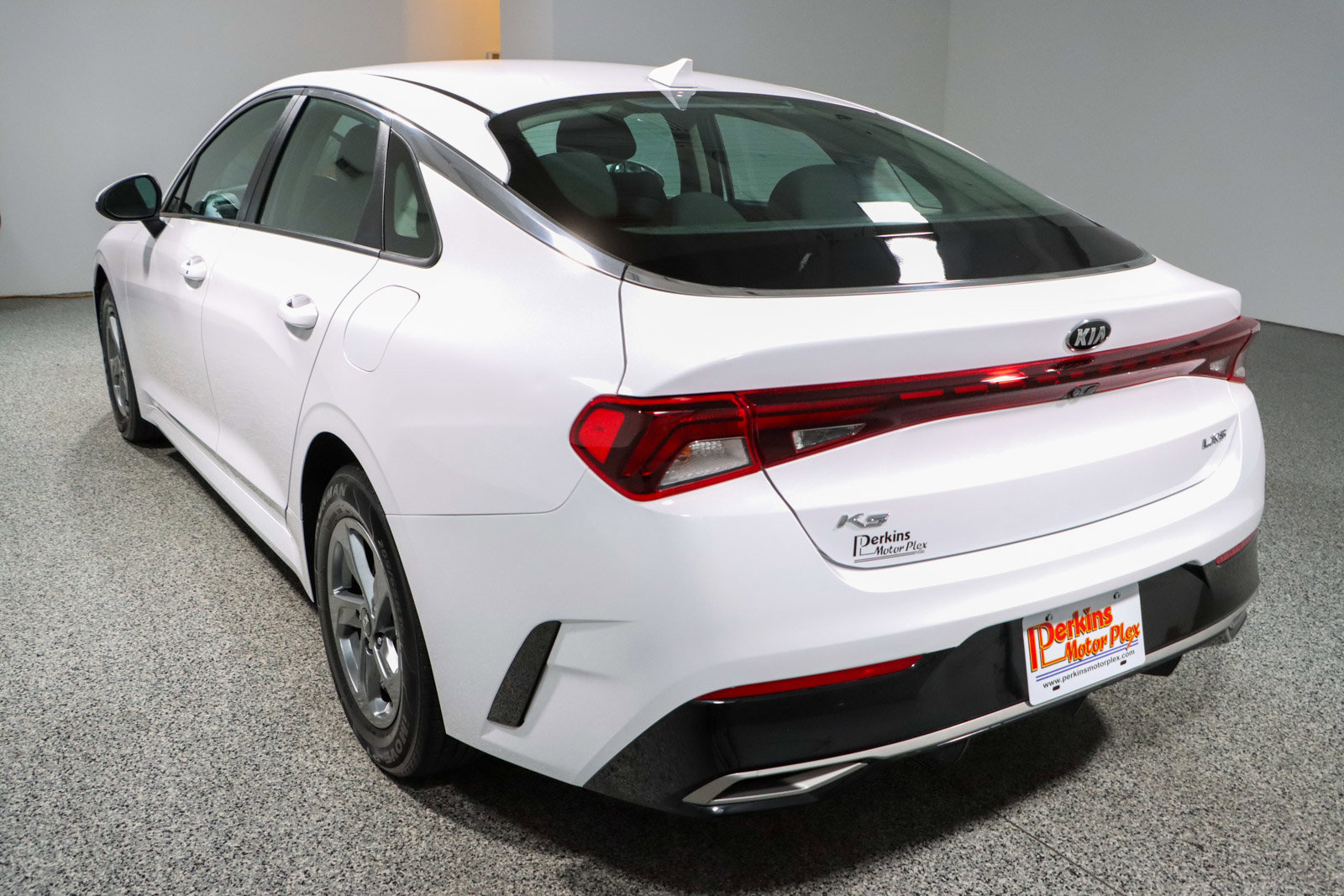 Used 2021 Kia K5 LXS FWD image 9