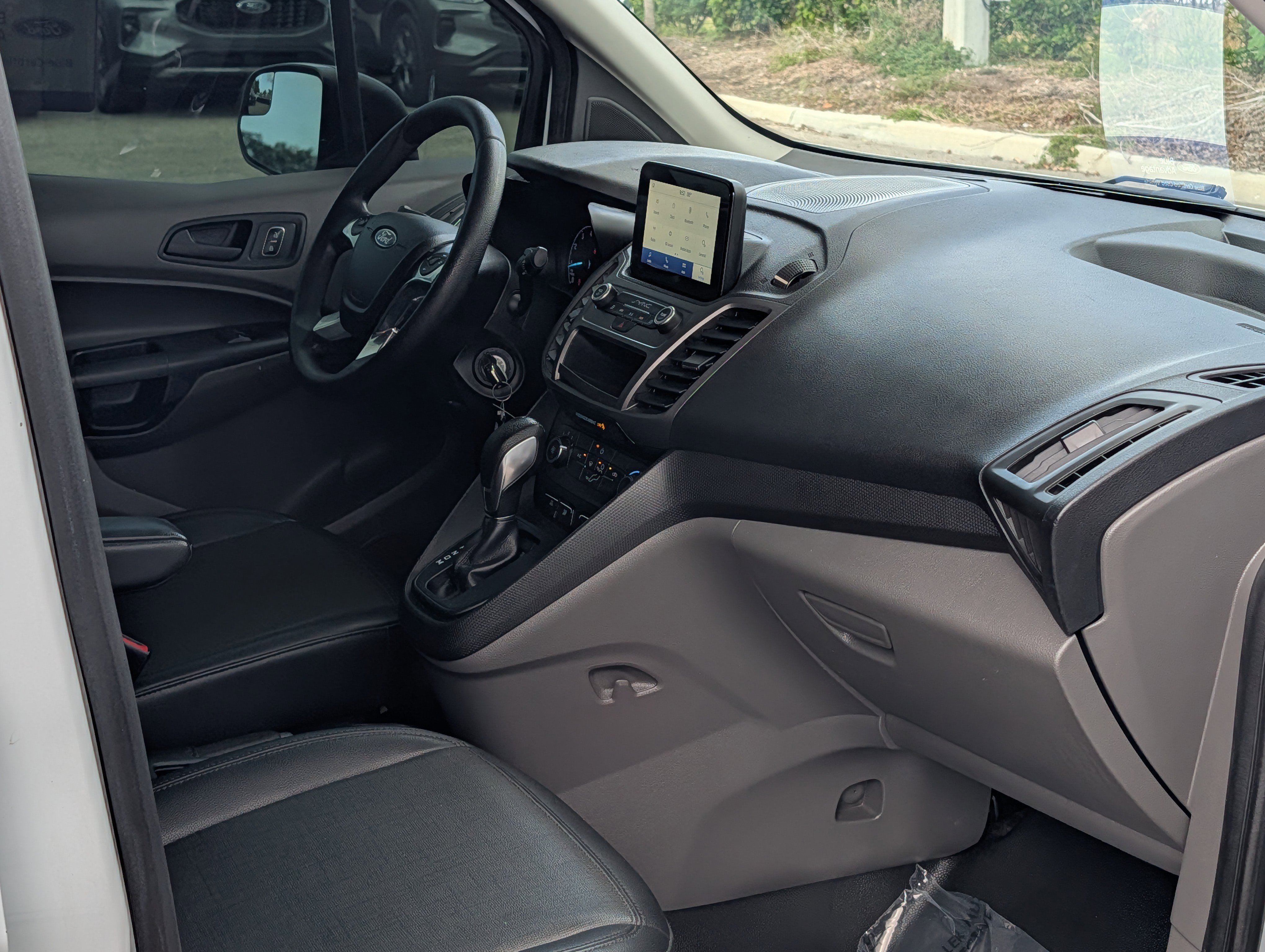 Used 2019 Ford Transit Connect XL FWD image 17