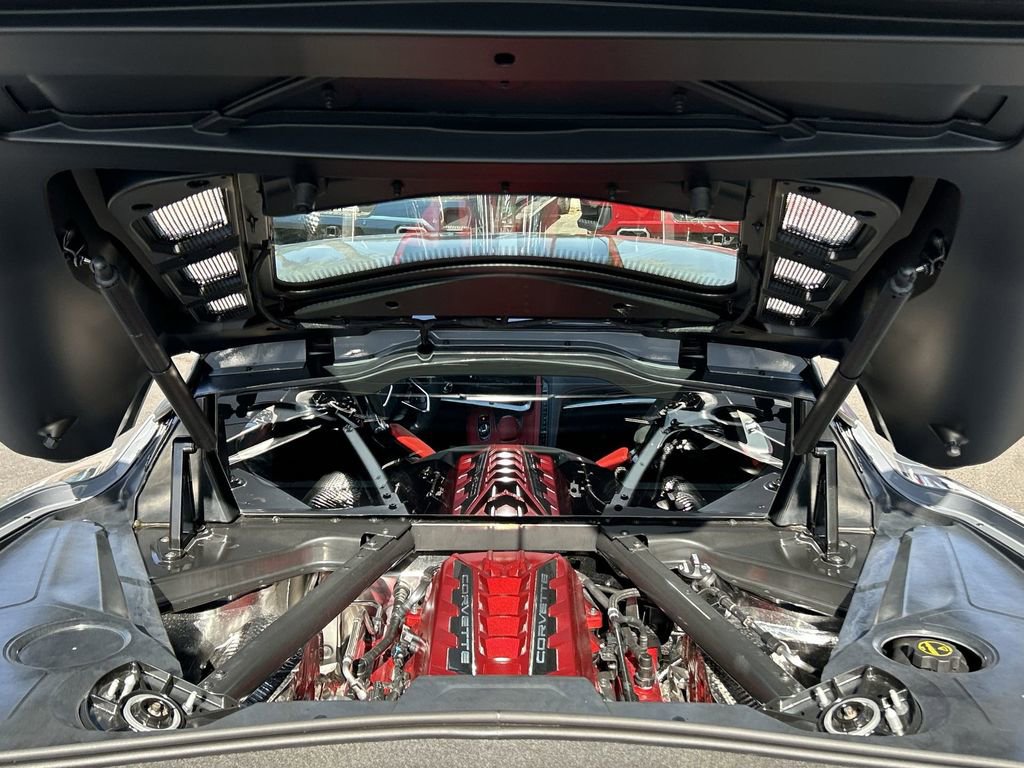 Used 2024 Chevrolet Corvette Stingray Preferred Cpe w/ Z51 Performance Package RWD image 29