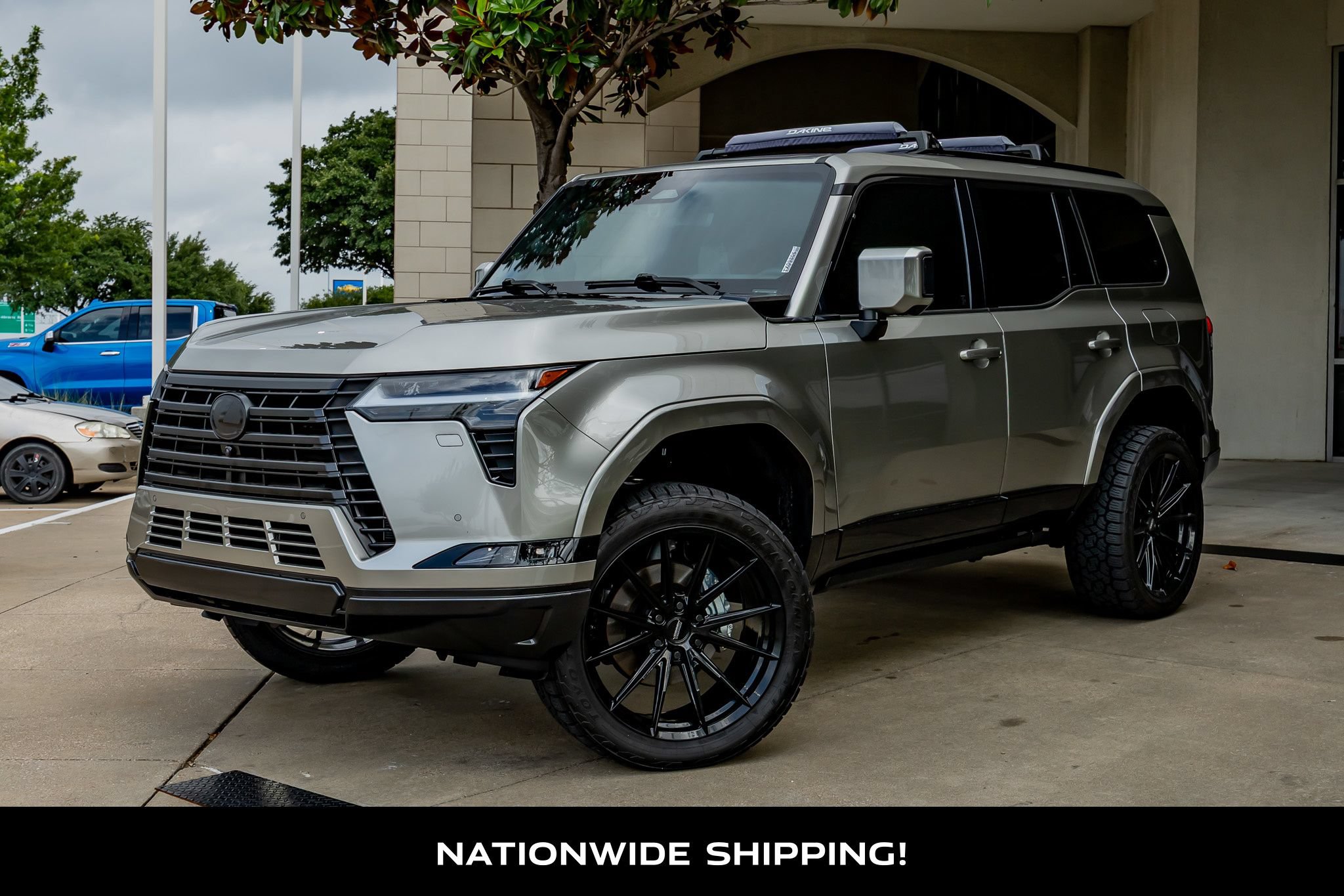 Used 2025 Lexus GX 550 w/ Accessory Package (2T) AWD/4WD image 4