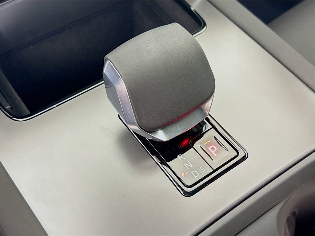 New 2026 Land Rover Discovery Sport Landmark image 19