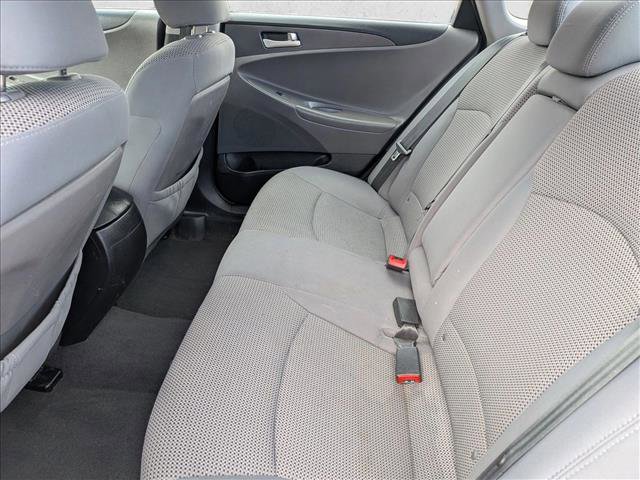 Used 2011 Hyundai Sonata GLS image 16