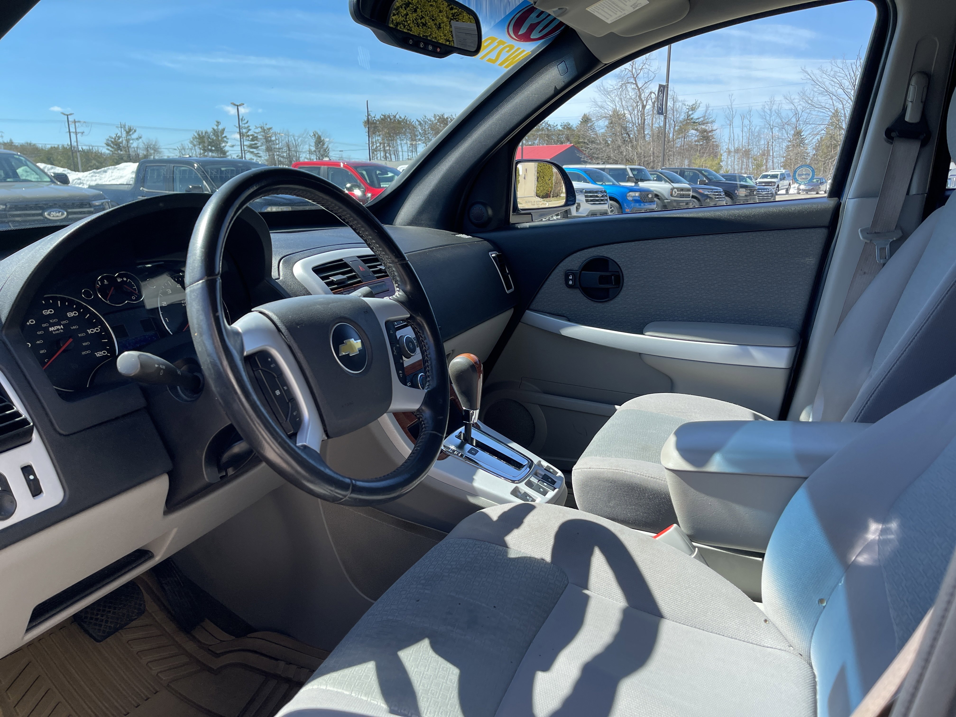 Used 2009 Chevrolet Equinox LT FWD image 12