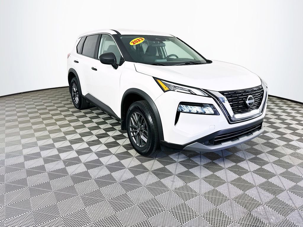 Certified 2023 Nissan Rogue S AWD/4WD image 3