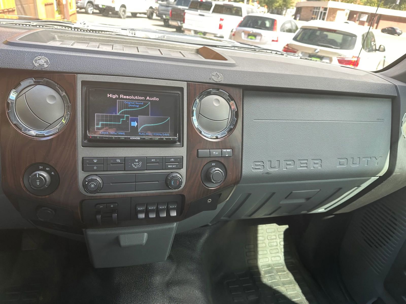 Used 2011 Ford F350 XLT w/ Snow Plow Prep Pkg image 13