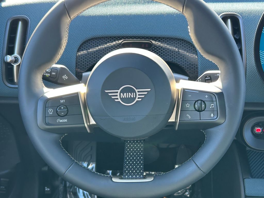 Used 2025 MINI Cooper Countryman S w/ Comfort Package Max image 18