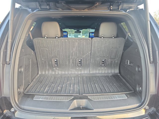 Used 2022 Chevrolet Tahoe RST w/ Luxury Package image 13