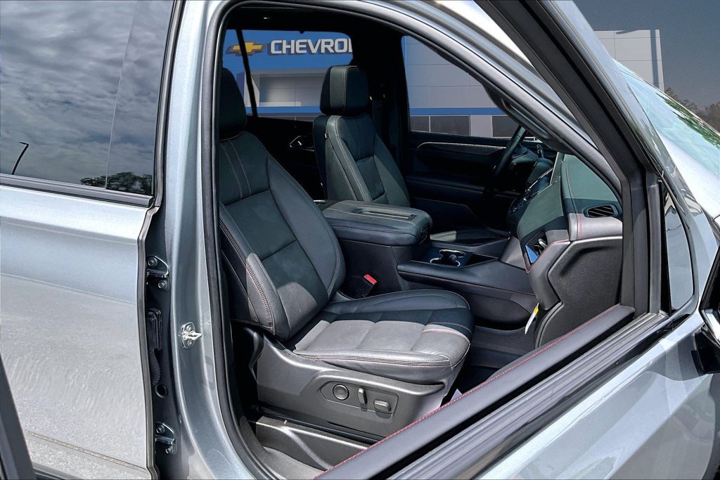 Used 2023 Chevrolet Tahoe RST AWD/4WD image 34
