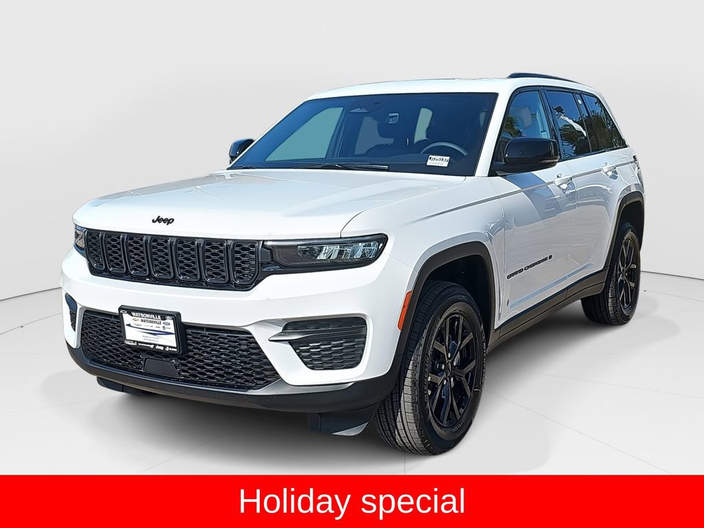 New 2025 Jeep Grand Cherokee Altitude image 7