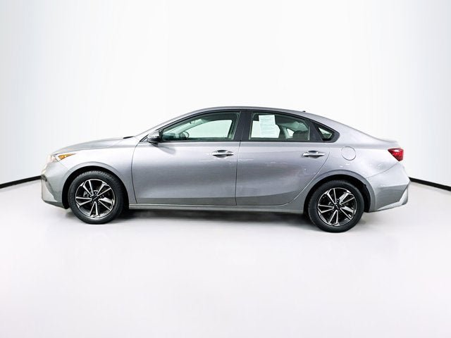 Used 2023 Kia Forte LXS w/ LXS Technology Package FWD image 8