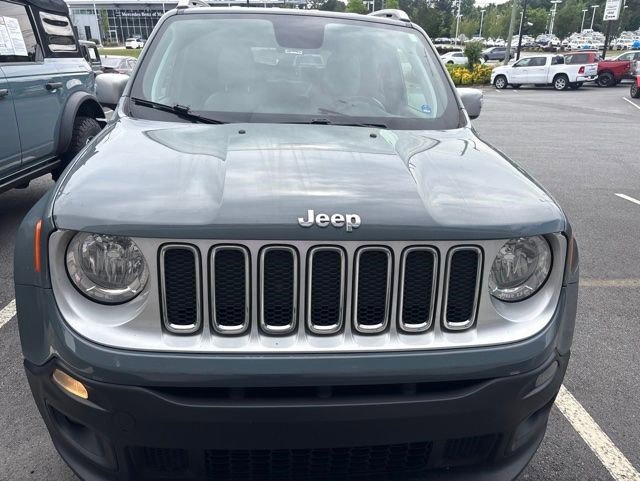Used 2018 Jeep Renegade Limited FWD image 3