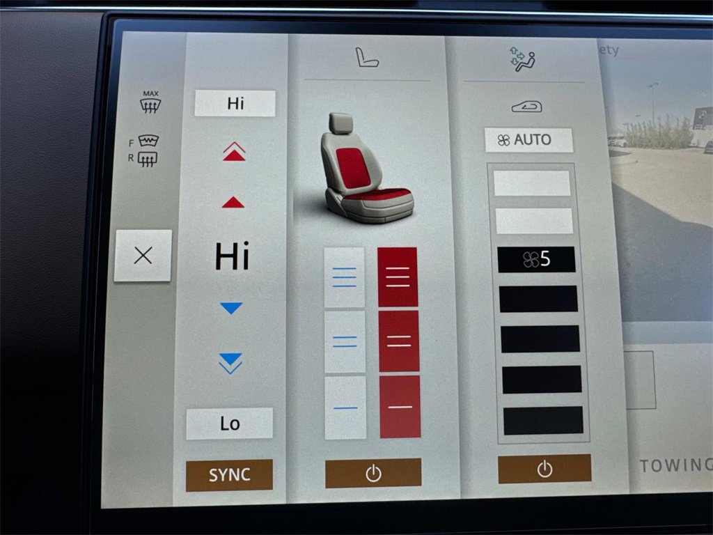 New 2025 Land Rover Range Rover SE image 24