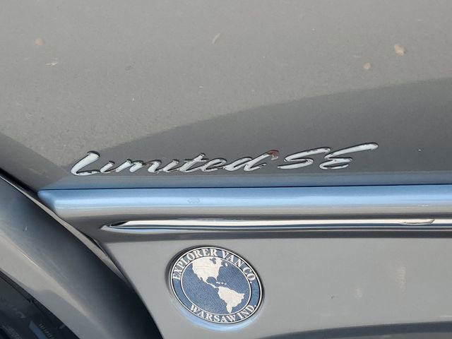 Used 2022 Chevrolet Express 2500 Extended w/ Enhanced Convenience Package image 31